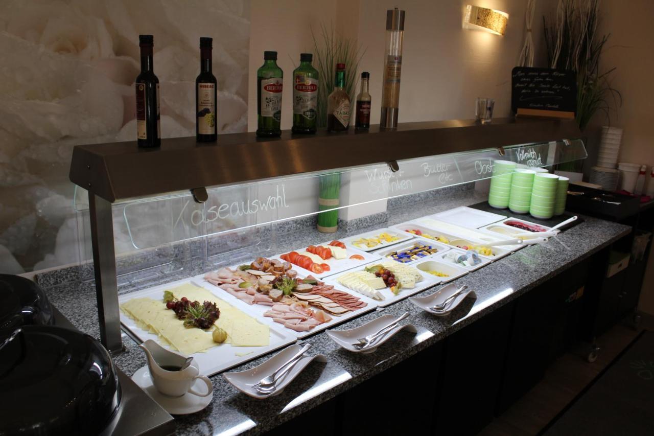 H+ Hotel Ерфурт Екстериор снимка