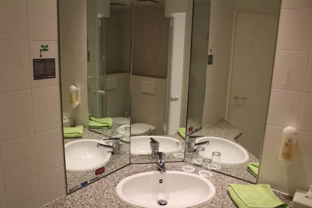 H+ Hotel Ерфурт Екстериор снимка