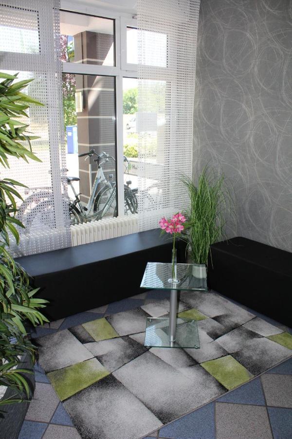 H+ Hotel Ерфурт Екстериор снимка